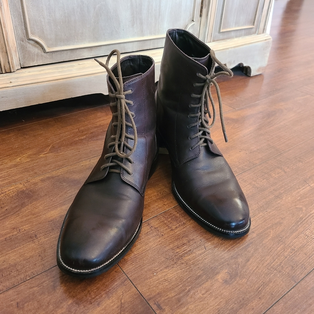 Cole Haan 10.5 dark brown laced dress boot